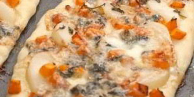 Рецепт пиццы с тыквой, грушей и горгонзолой