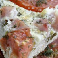 Пицца с ветчиной