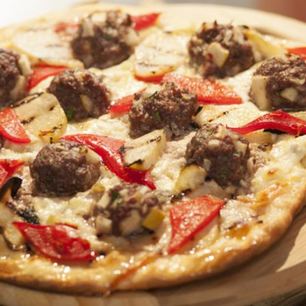 Рецепт Пиццы с яблочными митболами и соусом из печеного картофеля