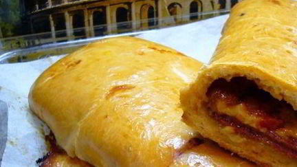 Рецепт Закрытой пиццы-вулкана Обжигающий Stromboli