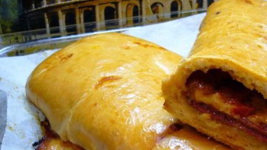 Рецепт закрытой пиццы-вулкана обжигающий stromboli