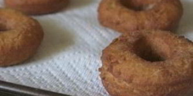 Рецепт пончиков с ванильной глазурью и посыпкой