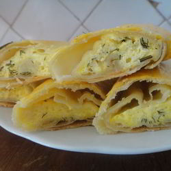 Рецепт Рулетиков с творогом и вишней