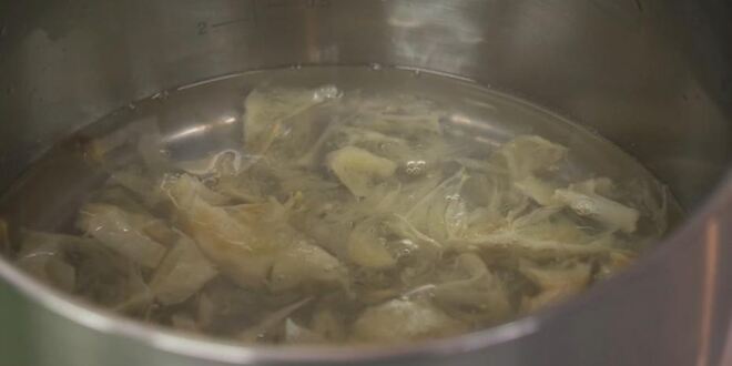 Рецепт грушевой шарлотки и домашний лимонад