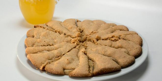 Рецепт грушевой шарлотки и домашний лимонад