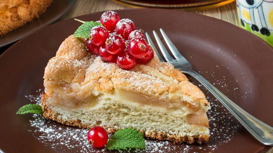 Рецепт классической яблочной шарлотки