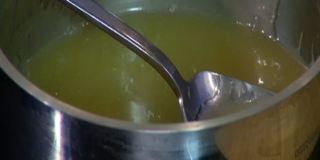 Рецепт лимонной шарлотки с голубикой