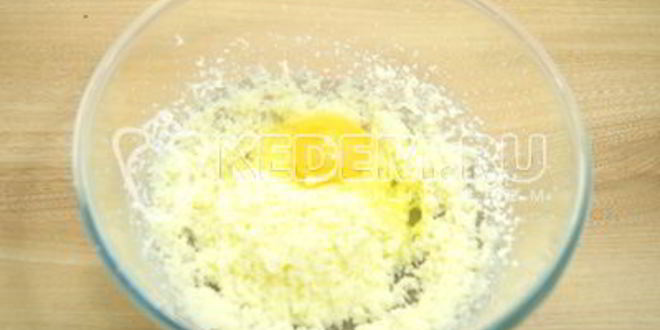 Рецепт нежной шарлотки с яблоками в духовке