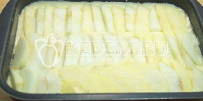 Рецепт нежной шарлотки с яблоками в духовке