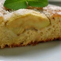 Нежнейшая шарлотка в духовке