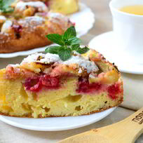 Шарлотка с яблоками