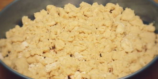 Рецепт шарлотки на песочном тесте