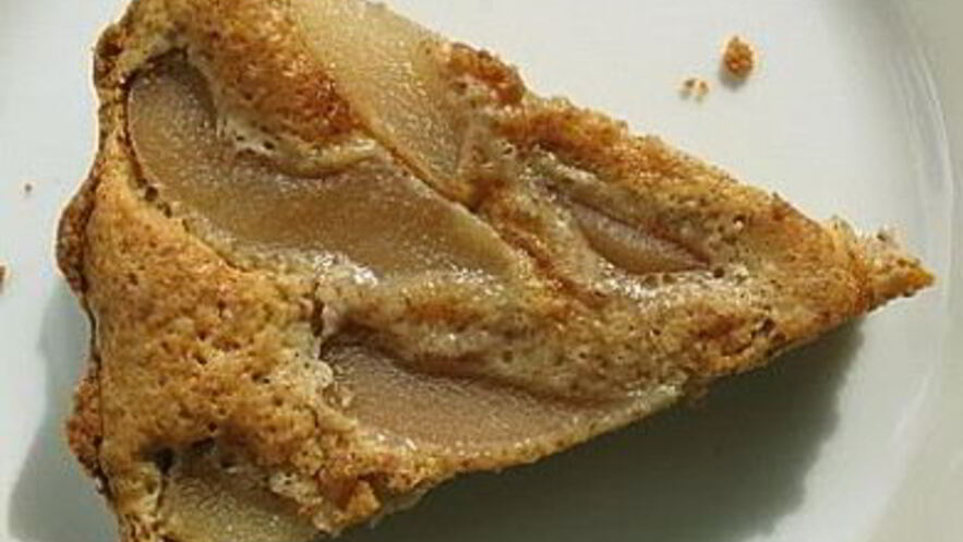 Рецепт шарлотки с грушей в мультиварке