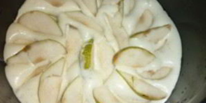 Рецепт шарлотки с грушей в мультиварке