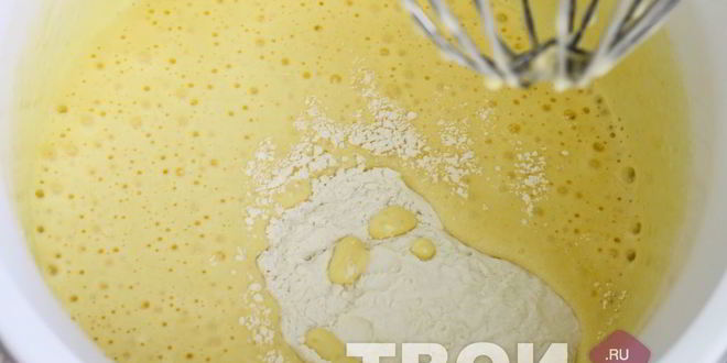 Рецепт шарлотки с вареньем