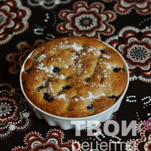 Рецепт Шарлотки с вишней