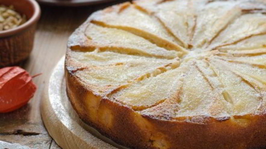 Рецепт шарлотки с яблоками и грушами