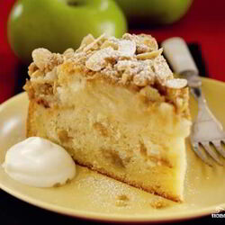 Рецепт Шарлотки с яблоками в скороварке