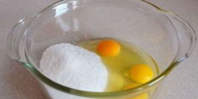 Рецепт шарлотки с яблоками в скороварке