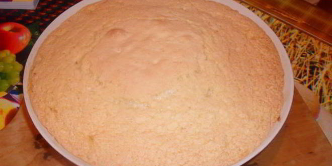 Рецепт шарлотки со свежим ананасом