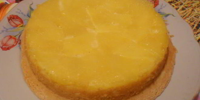 Рецепт шарлотки со свежим ананасом