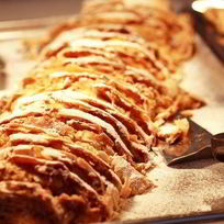 Нежный абрикосовый штрудель