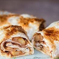 Рецепт Простого штруделя с яблоками в лаваше