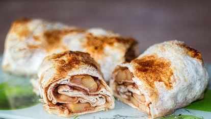 Рецепт Простого штруделя с яблоками в лаваше
