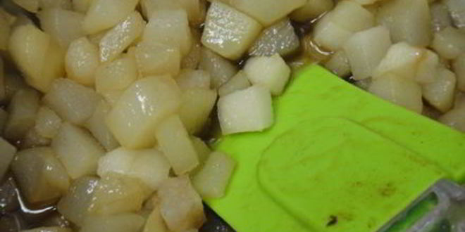 Рецепт штруделя грушевого с творогом из слоёного теста