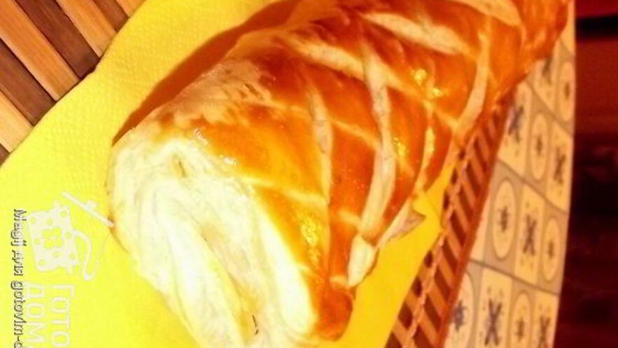 Рецепт штруделя с омлетом и ветчиной