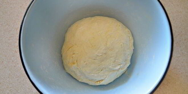 Рецепт штруделя с творогом, малиной и грушей