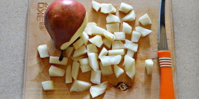 Рецепт штруделя с творогом, малиной и грушей