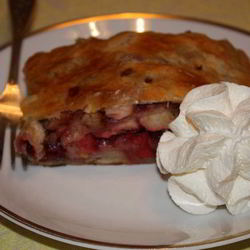 Рецепт Штруделя с яблоками и вишней