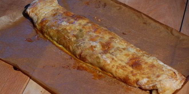 Рецепт штруделя с запеченным красным перцем и луком-пореем