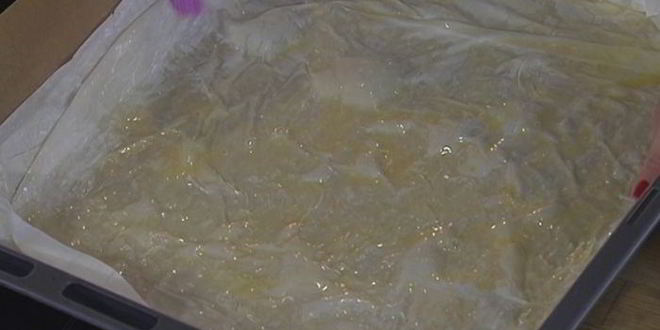 Рецепт штруделя с запеченным красным перцем и луком-пореем