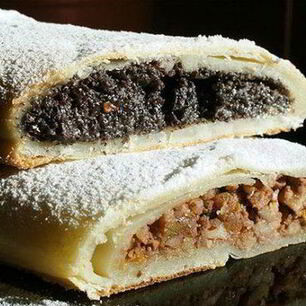 Рецепт Творожного штруделя с двумя начинками