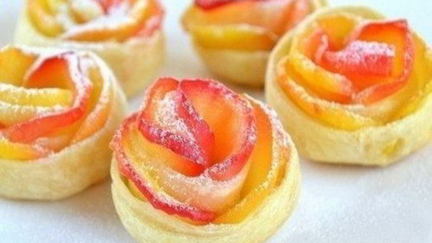 Рецепт слоек розочка с яблоком