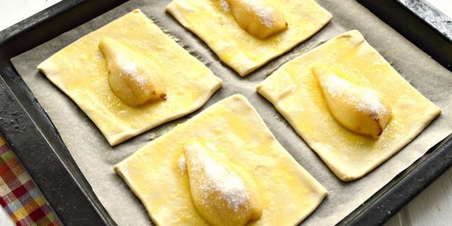 Рецепт слоек с грушами