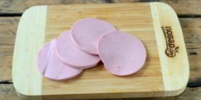 Рецепт слоек с колбасой зигзаг