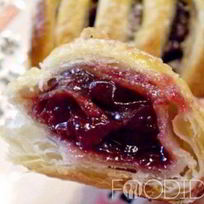 Рецепт Слоек с вишней
