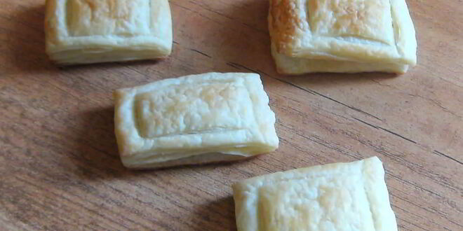 Рецепт слоек со свекольной начинкой и селедкой