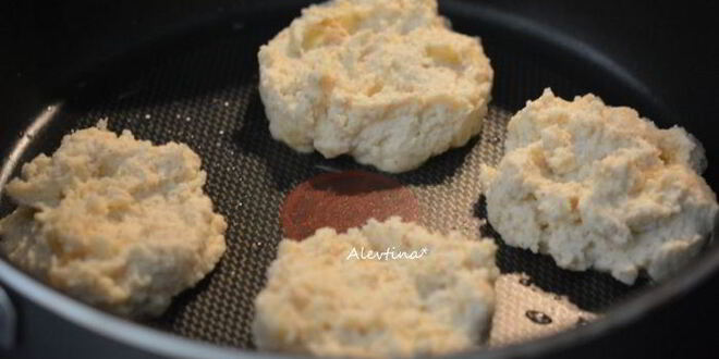 Рецепт банановых сырников на рикотте