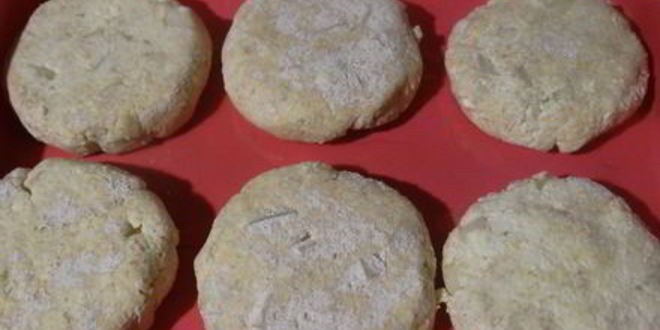 Рецепт диетических сырников с грушей