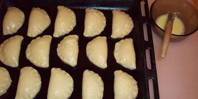 Рецепт моих сочней из рассольного теста