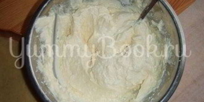 Рецепт нежного сырника — суфле с клубничным вареньем