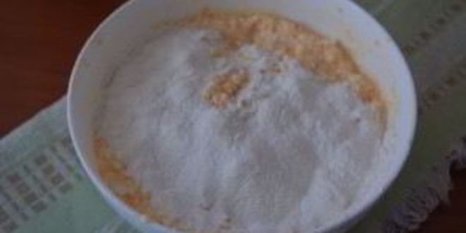 Рецепт розовых сырников