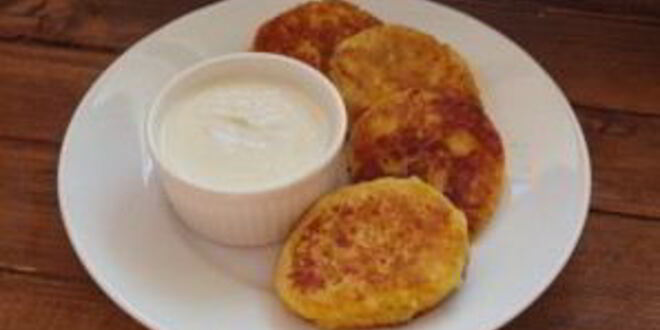 Рецепт розовых сырников