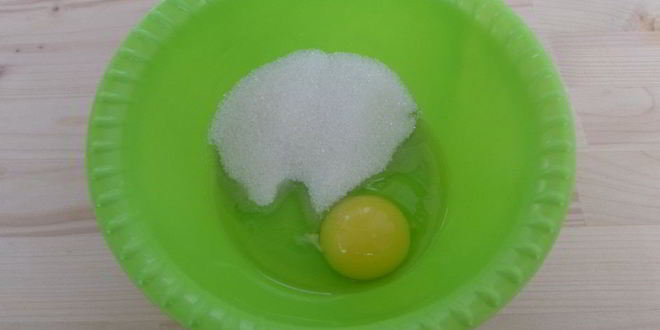 Рецепт сырников с изюмом