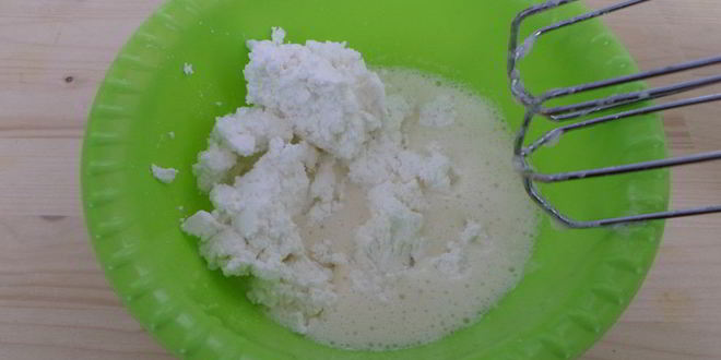 Рецепт сырников с изюмом