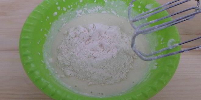 Рецепт сырников с изюмом